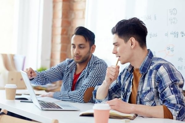 Online vs Offline IMU CET Coaching in Kolkata: Which One Should You Choose?